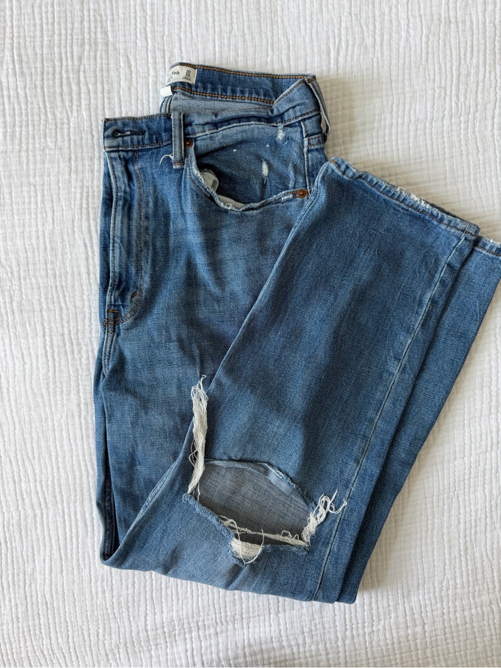 Abercrombie & Fitch Medium Blue Boyfriend Jeans with Knee Rip